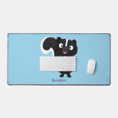 Cute happy skunk cartoon illustratie bureaumat (Keyboard & Muis)