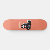 Cute happy skunk cartoon illustratie persoonlijk skateboard (Horizontaal)