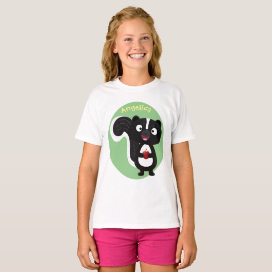 Cute happy skunk cartoon illustratie t-shirt (Voorkant volledig)