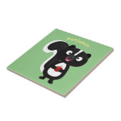 Cute happy skunk cartoon illustratie tegeltje (Zijkant)