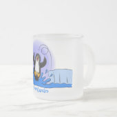 Cute happy springing pinguin cartoon illustratie matglas koffiemok (Voorkant rechts)