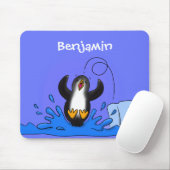 Cute happy springing pinguin cartoon illustratie muismat (Met muis)