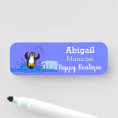 Cute happy springing pinguin cartoon illustratie naamplaatje (In situ)