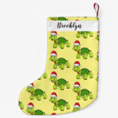 Cute happy tortoise in Santa hat Kleine Kerstsok (Achterkant)