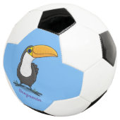 Cute happy toucan cartoon illustratie voetbal (Drie kwart)