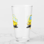 Cute happy yellow school bus cartoon glas (Links)
