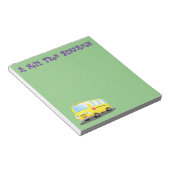Cute happy yellow school bus cartoon notitieblok (Schuin)