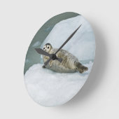 Cute Harbour-zegel op sneeuw Ronde Klok (Hoek)