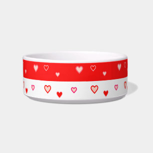 Cute Heart Pattern on Red and White Voerbakje