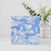 Cute Heart Shaped Cloud in Blue Sky Cheful Happy Feestdagenkaart (Staand voorkant)