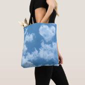 Cute Heart Shaped Cloud in Blue Sky Cheful Happy Tote Bag (Dichtbij)