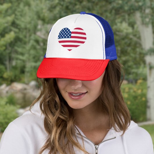 Cute Heart USA Flag Patriotic Red White en Blue Trucker Pet