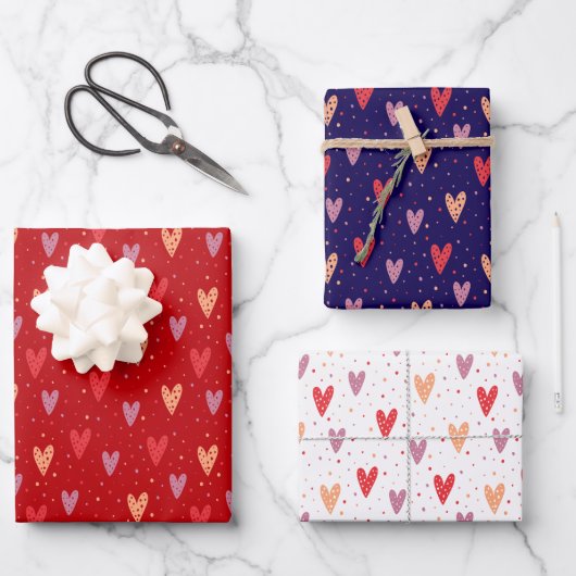 Cute Hearts and dots Valentines Pattern Inpakpapier Vel (Voorkant)