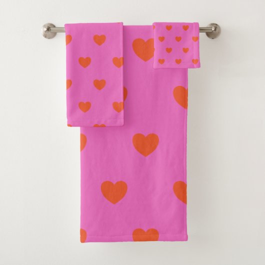 Cute Hearts Pattern in Roze en Rood Bad Handdoek (Insitu)