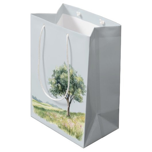 Cute Hedgehog Meadow with Tree Birthday Medium Cadeauzakje (Achterkant Gekanteld)