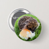CUTE HEDGEHOG RONDE BUTTON 5,7 CM (Voorkant /achterkant)