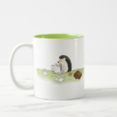 Cute Hedgel Animal met computer Double-Sided Tweekleurige Koffiemok (Links)