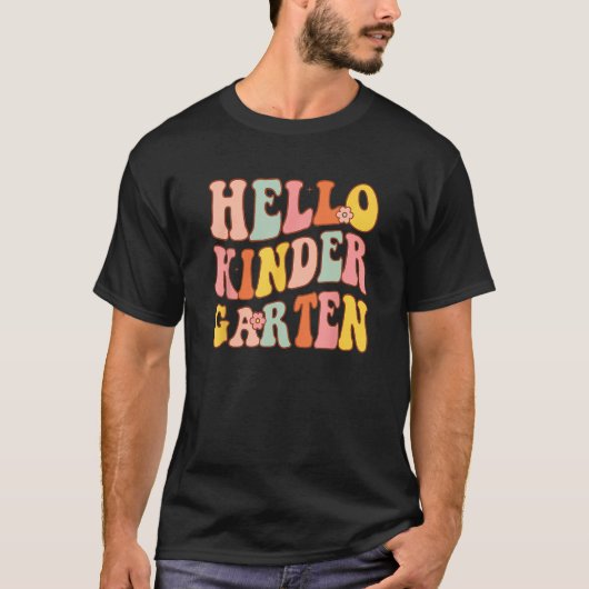 Cute Hello Kindergarten Groovy First Day Of School T-shirt (Voorkant)