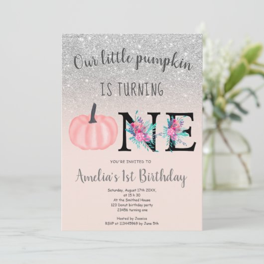 Cute herfst blush zilverpompoen 1 verjaardag kaart (Staand voorkant)