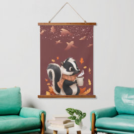 Cute Herfst Stinkdier met Koffie Wandtapijt - Cozy Hangend Wandkleed