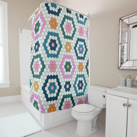 Cute Hexagon Shapes Tegel Pattern Retro Blauwgroen Douchegordijn (In situ)