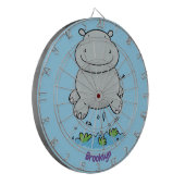 Cute hippo springende cartoon illustratie dartbord (Voorkant Links)