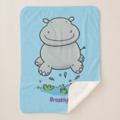 Cute hippo springende cartoon illustratie sherpa deken (Voorkant)