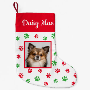 Cute Hond Naam Foto Rode en Groene Pootafdrukken Kleine Kerstsok