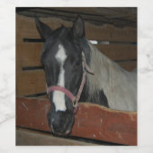 Cute Horse in een Barn Wijn Etiket (Enkel label)