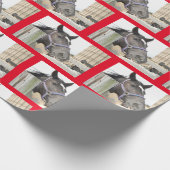 Cute Horse Kauwend op een Fence Post Cadeaupapier (Hoek)