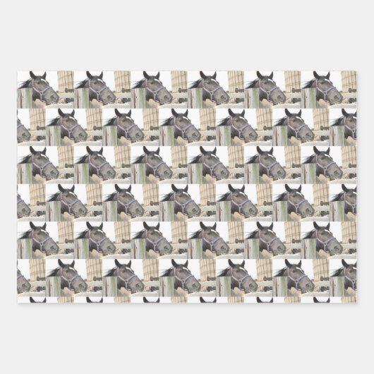 Cute Horse Kauwend op een Fence Post Inpakpapier Vel (Voorkant 3)