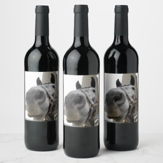 Cute Horse voor een Barn Wijn Etiket (Flessen)