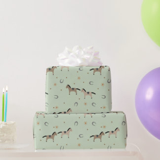 Cute Horses & Horseshoes Kids Birthday Sage Green Cadeaupapier