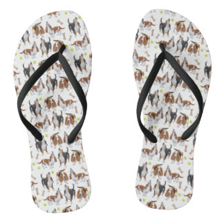 Cute Howling Basset Hounds Teenslippers
