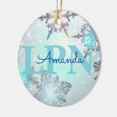 Cute Ice Blue Snowflake Persoonlijke benaming LPN Keramisch Ornament (Links)