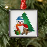 Cute Illustrated Snowman, Cat and Kerstmis Tree Metalen Ornament<br><div class="desc">Dit schattige ornament zal geliefd zijn bij volwassenen en kinderen. Ik ontwierp dit ornament door illustraties van de kerstboom te maken, sneeuwman, cadeau, voordat ik de tafelkat met de kerstman toevoegde. Weet dat je dit ornament niet in het winkelcentrum zult vinden omdat het een van mijn oorspronkelijke ontwerpen is. Koop...</div>