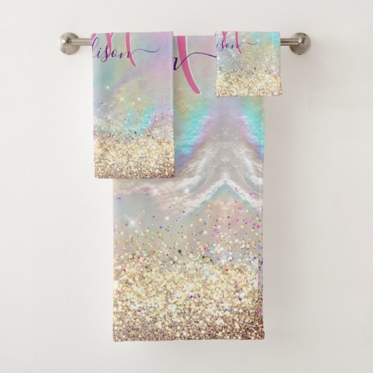 Cute iridescent faux gold glitter monogram bad handdoek (Insitu)