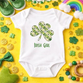Cute Irish girl ingecheckt Romper
