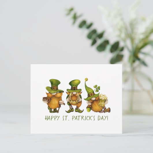 Cute Irish Gnomes Custom Happy St Patrick's Day Feestdagenkaart (Staand voorkant)