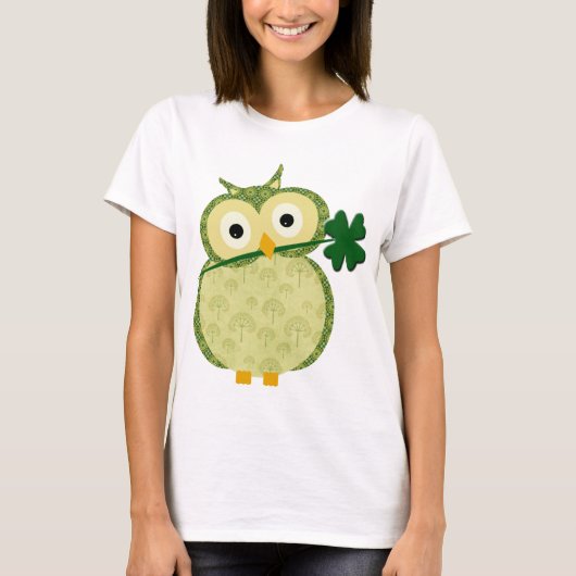 Cute Irish owl met Shamrock t shirt (Voorkant)