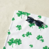 Cute Irish Shamrock Pattern Strandlaken (In situ)