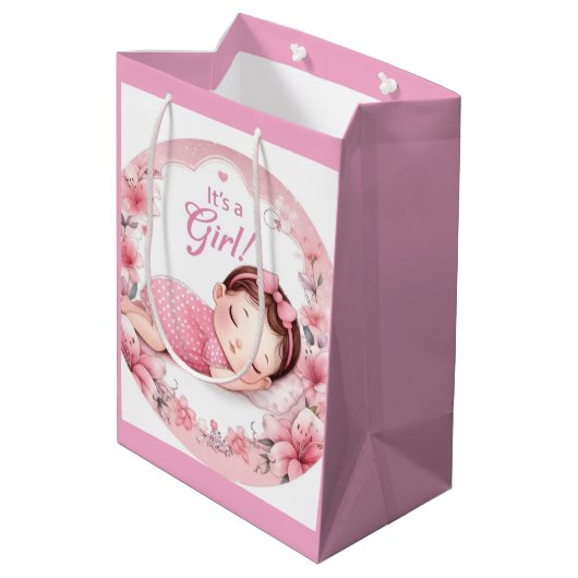 Cute It’s a Girl Baby Announcement  Medium Cadeauzakje (Achterkant Gekanteld)