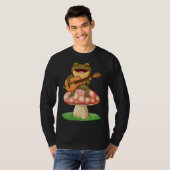 Cute Japanese frog playing guitar banjo on a mushr T-shirt (Voorkant volledig)