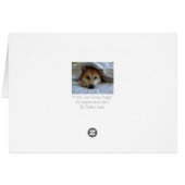 Cute japaneses akita onder beddekens (Achterkant Horizontaal)