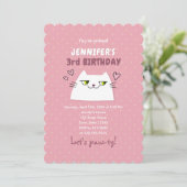 Cute Kat Roze Kinderverjaardag Kaart (Staand voorkant)