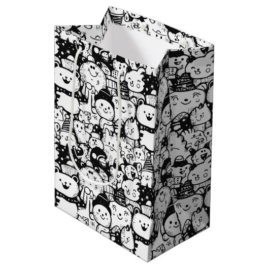 Cute Kawaii Dier Doodle Patroon (2) Medium Cadeauzakje (Voorkant Gekanteld)