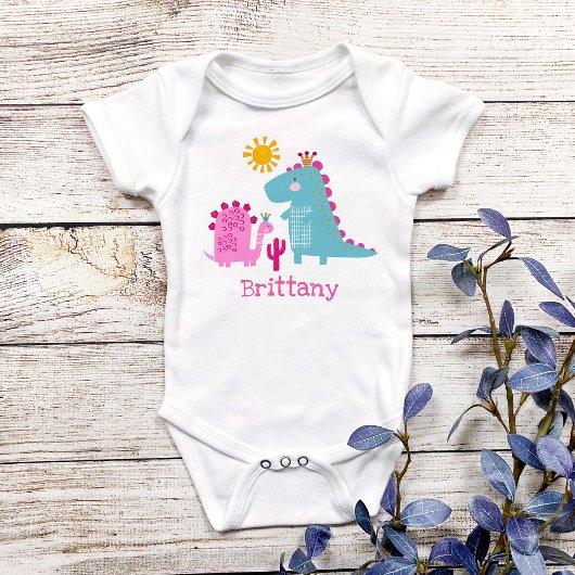 Cute Kawaii Dinosaurs Baby Girl Roze Naam Romper