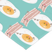 Cute kawaii egg and bacon cartoon illustration korte tafelloper (Hoek)
