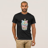 Cute Kawaii Kitten Bubble Tea Cup Lachend Pastel I T-shirt (Voorkant volledig)
