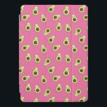 Cute Kawaii Smiling Avocado Pattern iPad Pro Cover<br><div class="desc">Schattige avocado-tapedrive is voorzien van een legerpatroon van lachen en likken van kawaii-stijl avocado's op een levendige roze achtergrond. Een schattig ontwerp dat perfect is voor avocado-liefhebbers of kawaii-ventilatoren!</div>